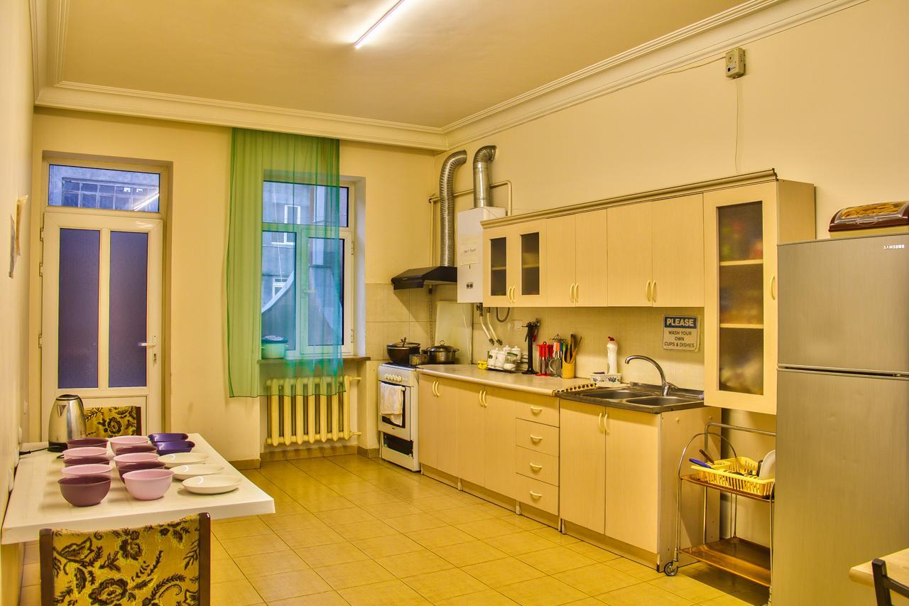 Classy And Cozy Hostel Jerevan Buitenkant foto